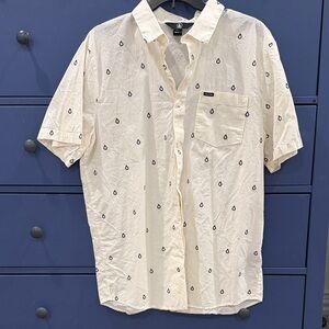 Volcom Men's Cream Patterned Button Down Shirt